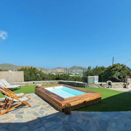 The Old Barn, Paros * Naousa (Paros)