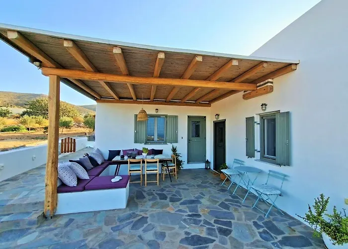 The Old Barn, Paros Feriehus Naousa