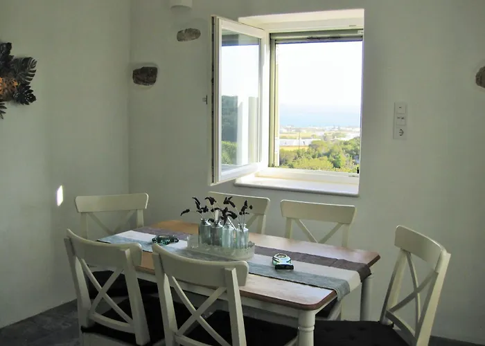 The Old Barn, Paros Feriehus