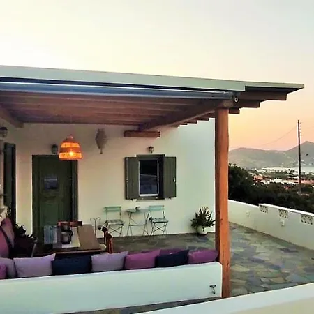 The Old Barn, Paros * Naousa (Paros)
