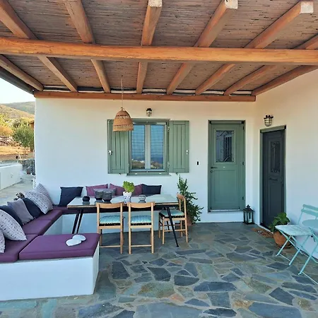The Old Barn, Paros