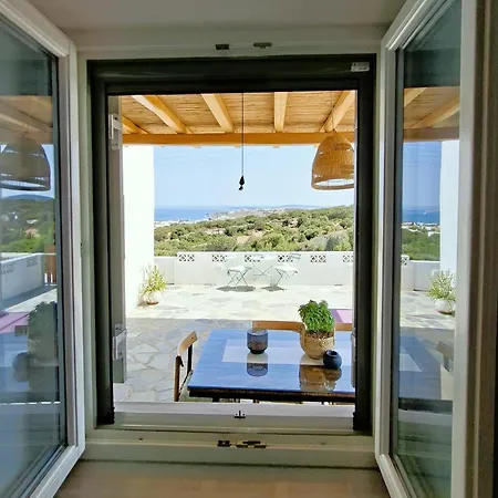 The Old Barn, Paros