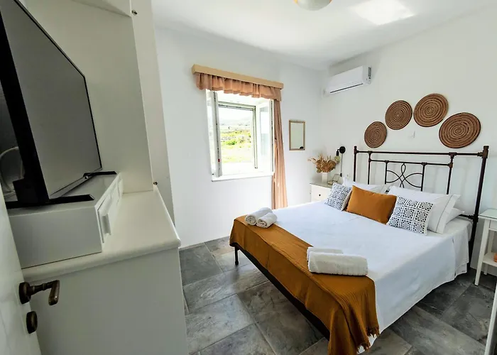 Дом отдыха The Old Barn, Paros Науса