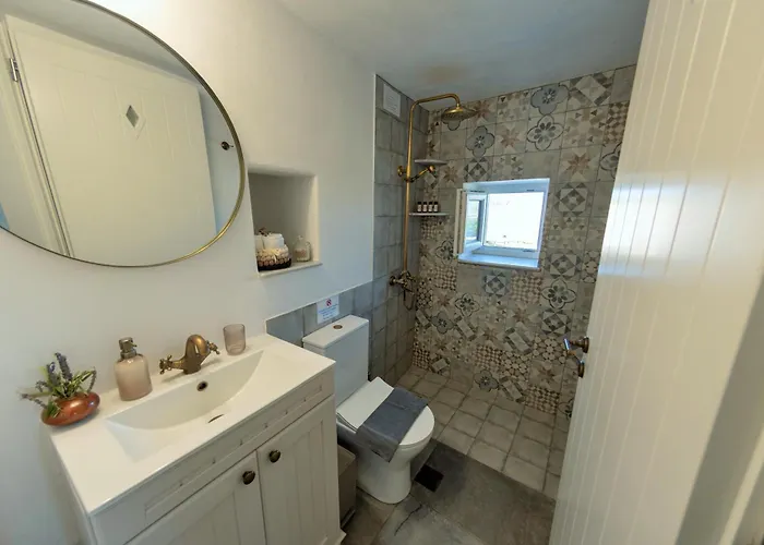 The Old Barn, Paros * Naousa